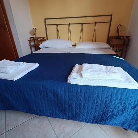 Acqua Cristallina Гостевой дом 2*